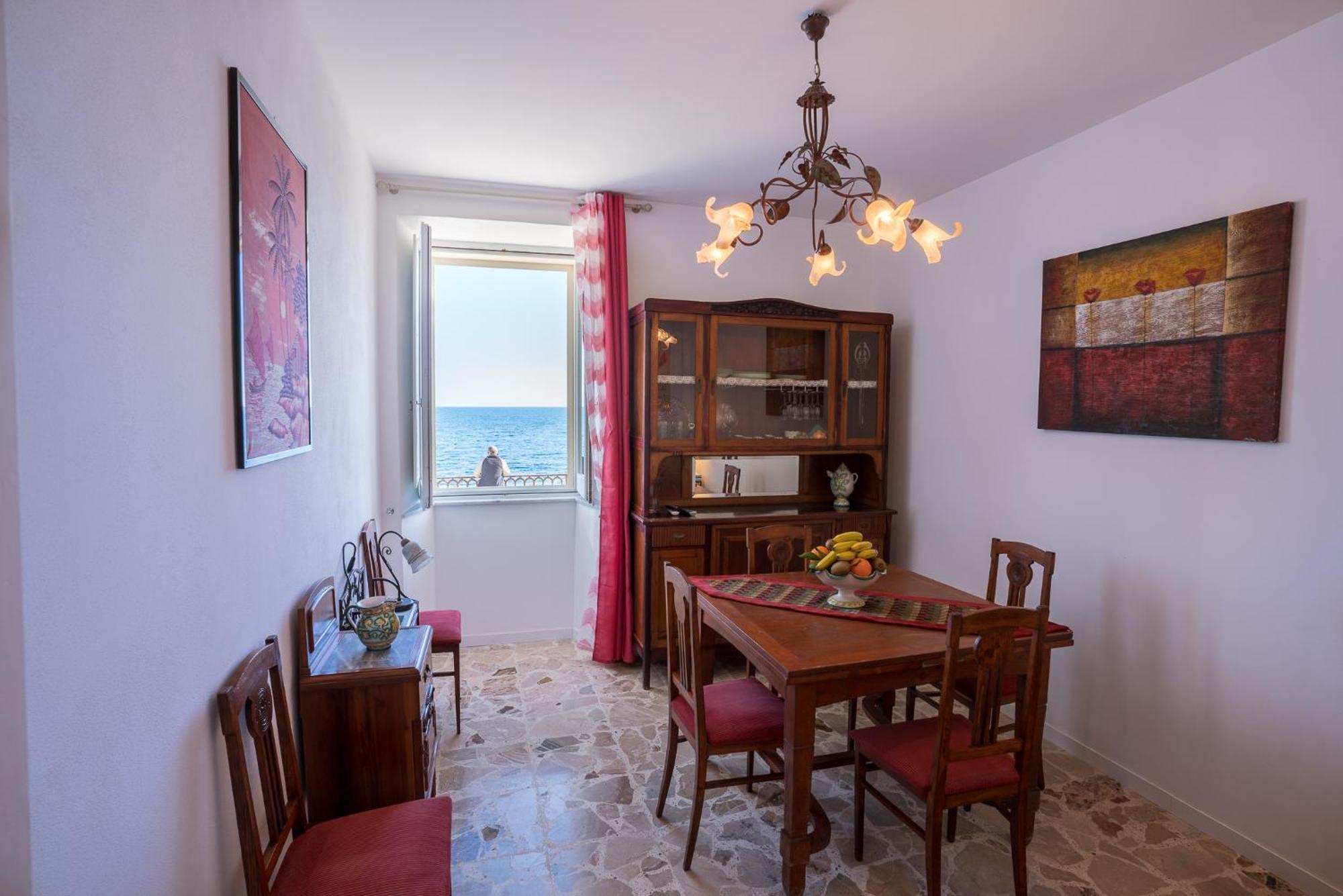 Maniace Sea View Apartment By Ortigia Apartments Syracuse Екстер'єр фото